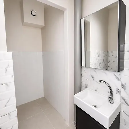 מלון דירות I1 - Stunning Seaview, By The Tram, Jacuzzi