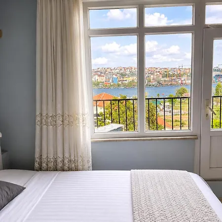 מלון דירות I1 - Stunning Seaview, By The Tram, Jacuzzi איסטמבול