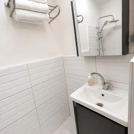 I1 - Stunning Seaview, By The Tram, Jacuzzi Apartmanhotel Isztambul